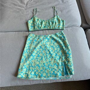 Isalis Floral Blue and Yellow Set